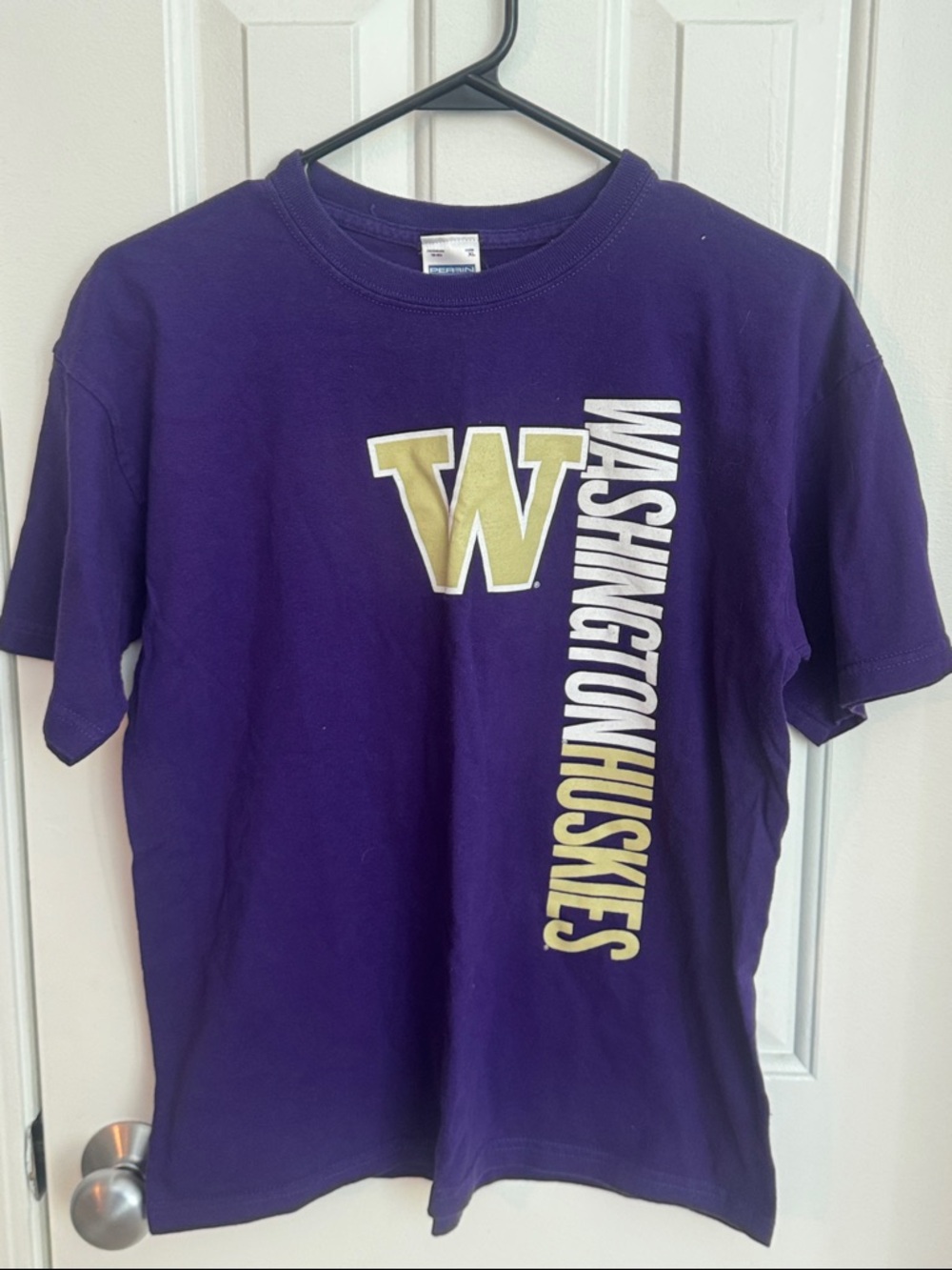 2010s University of Washington tee